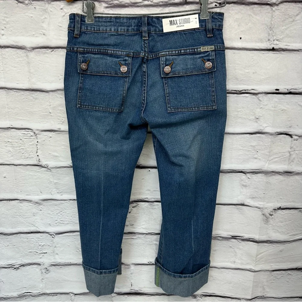 MAX STUDIO Capris Jeans Size 4 Cuffed 4 Pockets cropped New